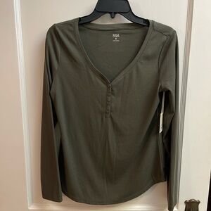 a.n.a Women's Dark Green Long Sleeve Tee